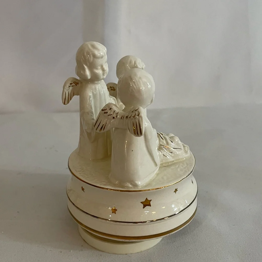 Schmid Christmas Rotating Music Box - Picture 3 of 6
